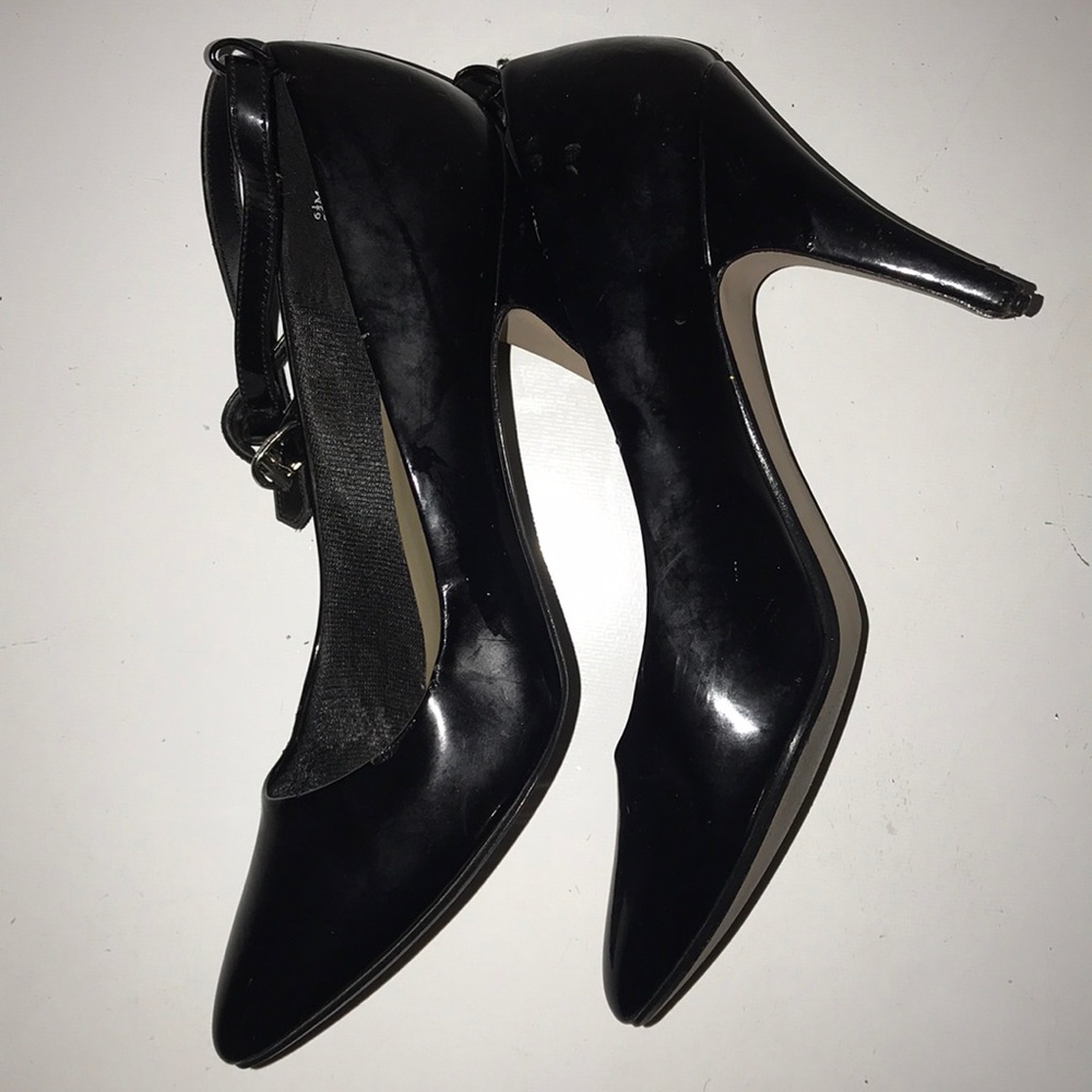 Shoes - Picture 3 of 3
